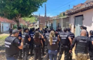 Operação policial em Maceió prende 13 suspeitos de diversos crimes