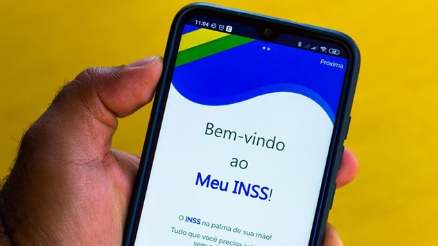 Prova de vida do INSS é feita por cruzamento de dados