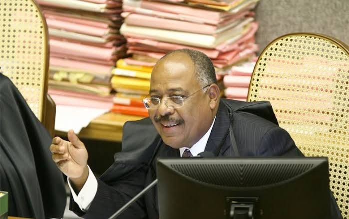 AGORA: Relator no TSE vota por condenar Bolsonaro à inelegibilidade por Sete de Setembro e livra Braga Netto