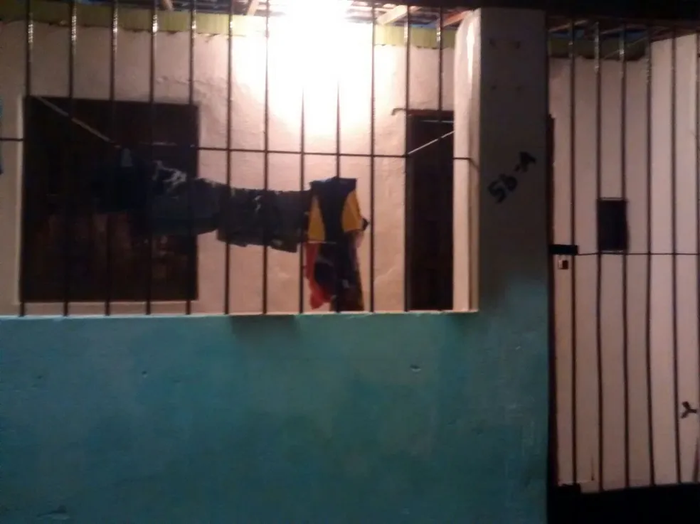 Júri absolve mulher que matou companheiro com 19 facadas no Pinheiro, em Maceió