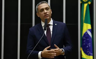 BRASIL: DEPUTADO GUSTAVO GAYER DENUNCIA INTERFERÊNCIA DE LULA EM ELEIÇÃO ARGENTINA E FAZ ALERTA AO PT