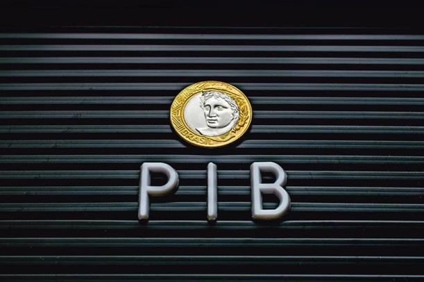 CRISE: Prévia do PIB indica queda de 0,77%, pior que o esperado
