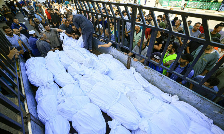 Palestinos utilizam local alternativo para armazenar cadáveres por falta de espaço nos cemitérios; Saiba mais