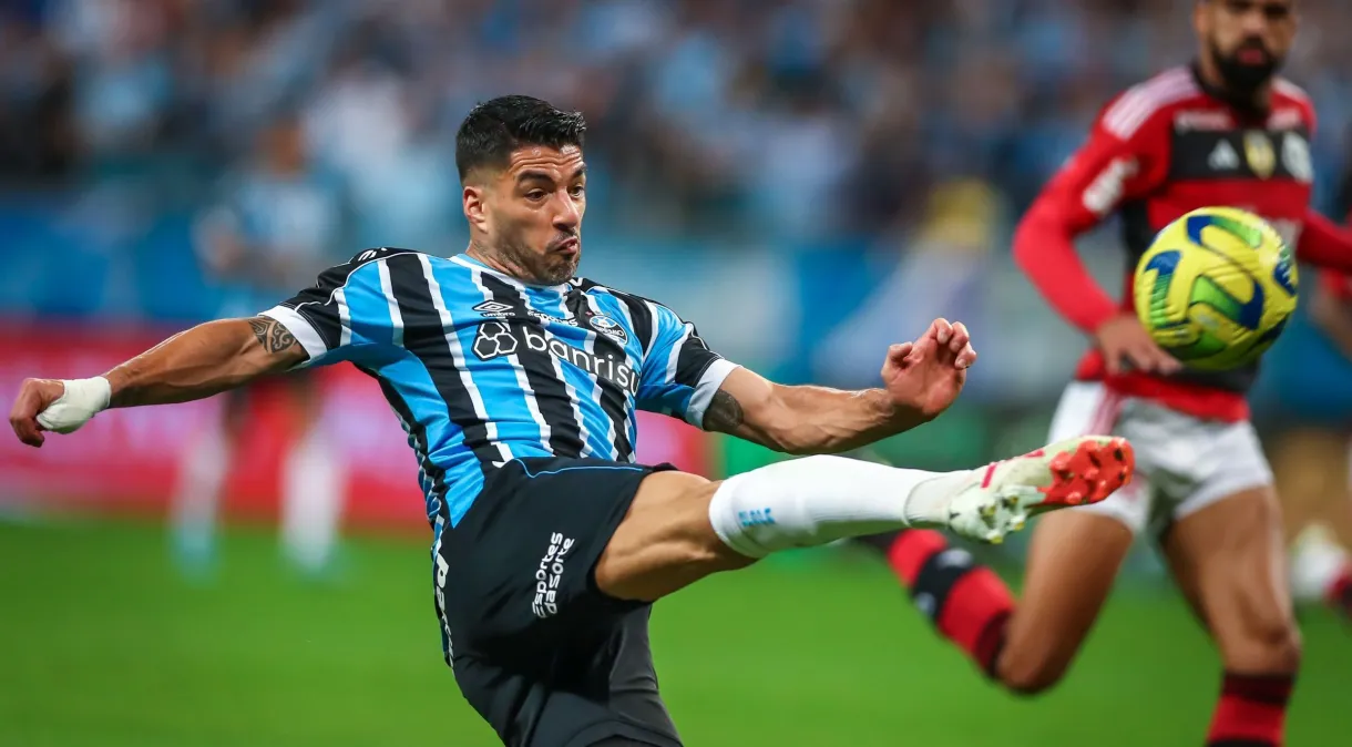 Suárez está fora de Grêmio x Flamengo; saiba o motivo