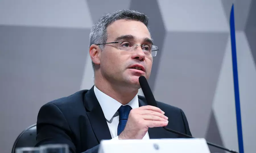 Ministro do STF vê perseguição no voto para tornar Bolsonaro inelegível