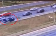 Vídeo flagra momento em que delegada é fechada e capota carro
