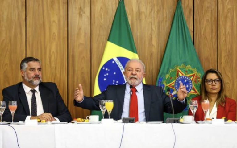 Petistas atrapalham esforços para repatriar brasileiros de Gaza