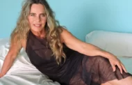 Aos 71 anos, Bruna Lombardi, de vestido com transparência, diz: ‘Corpo é natural da cama’