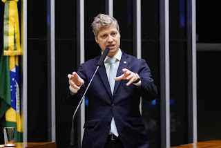 BRASIL: DEPUTADO MARCEL VAN HATTEM APONTA “COVARDIA” DE MINISTRO DE LULA