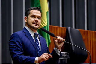 BRASIL: CAPITÃO ALBERTO NETO APONTA NECESSIDADE DE “REAÇÃO” DO CONGRESSO