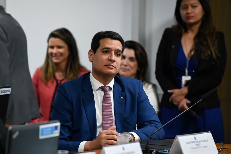 Senado rejeita indicação feita por Lula para a DPU