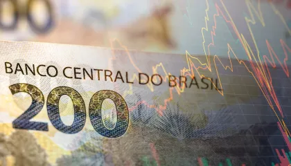 Desempenho da economia brasileira de agosto acende alerta apontam especialistas