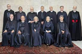 BRASIL: SENADORES TÊM PLANO PARA FORÇAR TROCA DE MINISTROS DO STF