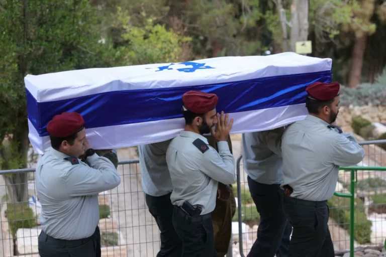 Número de mortos por ataques do Hamas em Israel passa de 1.200