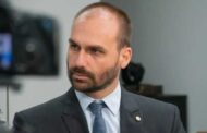 Eduardo Bolsonaro pede medidas contra nomeação da esposa de Randolfe: “Ato totalmente imoral e pessoal”