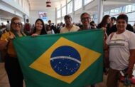 AGORA: segundo grupo de brasileiros resgatados decola de Israel rumo ao Brasil