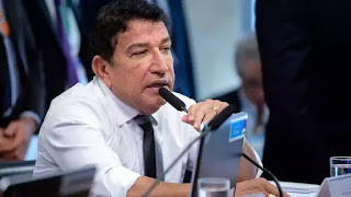 BRASIL: MAGNO MALTA REAGE À POSSÍVEL INDICAÇÃO DE DINO AO STF