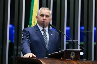 BRASIL: SENADOR IZALCI SE REVOLTA COM RESULTADO DA VOTAÇÃO DE REFORMA CONTROVERSA DE LULA