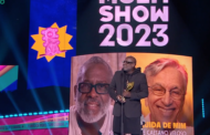 Piada: Kleber Lucas e Caetano Veloso ganham prêmio de música gospel