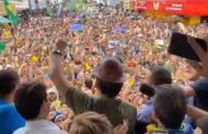 VÍDEO: BOLSONARO É RECEBIDO POR MULTIDÃO DE APOIADORES NO RN