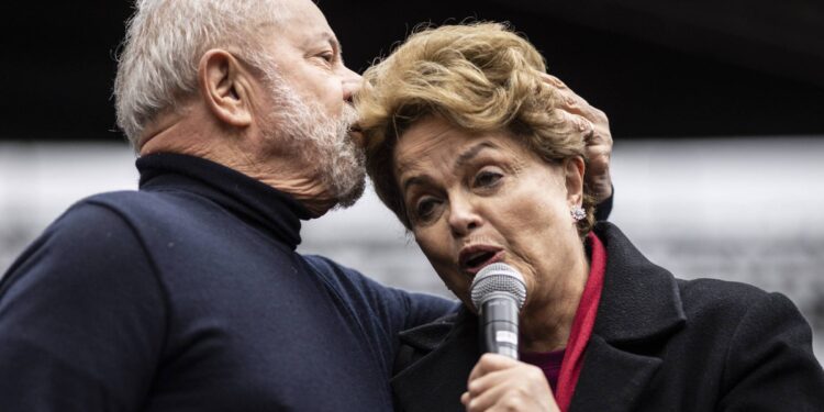 Dilma empresta R$ 5 bilhões do banco do Brics para governo Lula