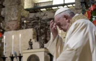 Papa exorta Vaticano contra “posições ideológicas rígidas” após “bênção” LGBT