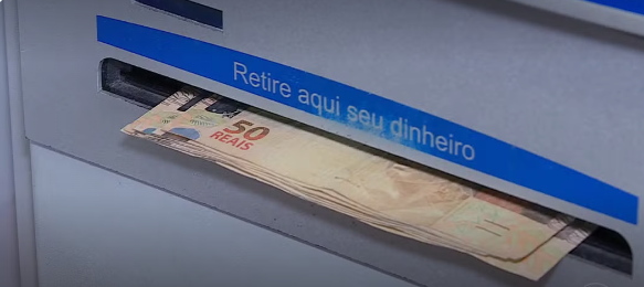 Mulher é presa em AL por aplicar golpe em aposentados e desviar mais de R$ 200 mil