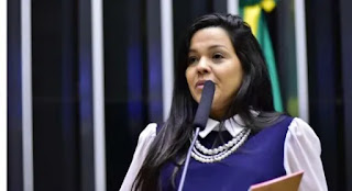 BRASIL: DEPUTADA PRISCILA COSTA FAZ GRAVE ALERTA SOBRE PLANOS DE LULA