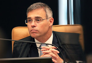BRASIL: MINISTRO DO STF ALFINETA LULA AO DISCURSAR EM EVENTO