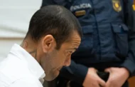 Daniel Alves é convocado para ir a tribunal espanhol nesta quinta (22)