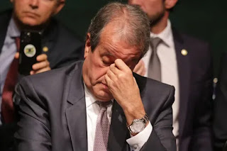 Defesa de Valdemar diz que arma apreendida é do filho dele