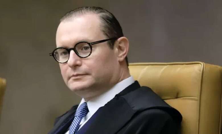 Zanin atende Psol e condiciona matrícula escolar à vacinação contra a covid-19 em SC