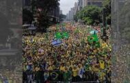 Vídeos: apoiadores lotam a Avenida Paulista em ato pró-Bolsonaro