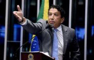 Magno Malta relembra prisão de Daniel Silveira e detona condecorações de ministros do STF