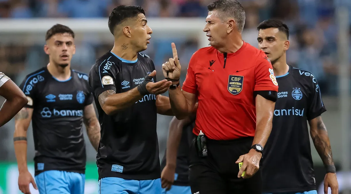 Quanto um árbitro recebe para apitar jogo da Série A? Juiz experiente revela