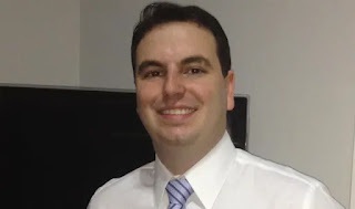 Médico morre, aos 41 anos, após infartar em jogo de futebol