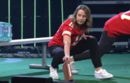 Líderes de igreja causam críticas ao chutar Bíblia no “Super Bowl do Sermão”