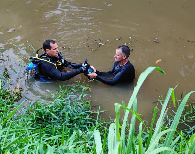 Adolescente tentou atirar na cabeça de programador para matá-lo, mas arma falhou, diz polícia
