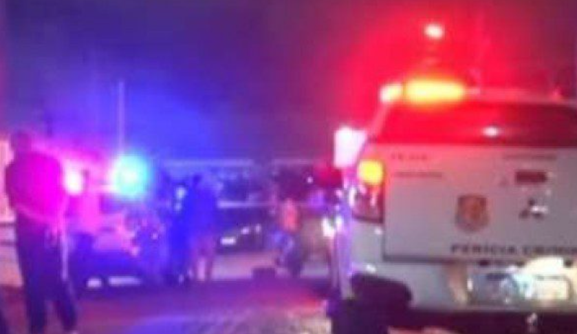 Deputado do PL tem carro alvejado por bandidos e reage