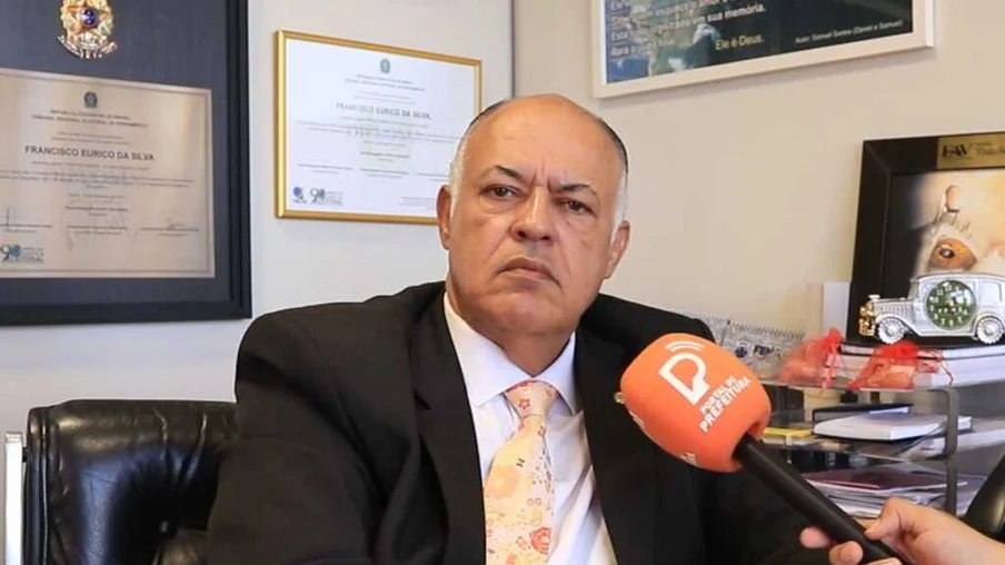 Pastor Eurico vai assumir presidência de Comissão da Câmara Federal que é contra o casamento gay