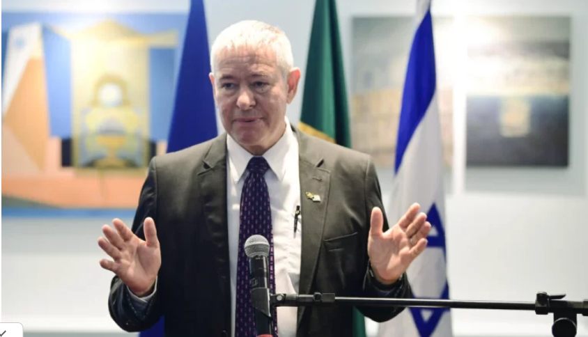 Embaixador de Israel diz estar “desapontado” com postura do Brasil