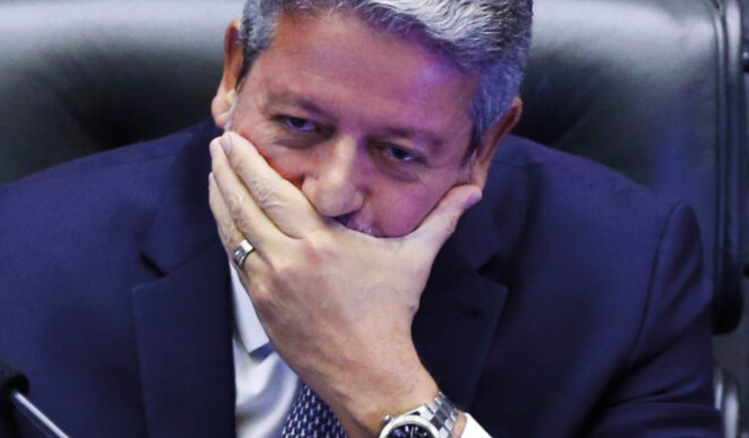 Lira resolve abrir CPIs, mas ‘foge’ de apenas uma