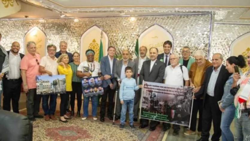 ‘Aliados de terroristas’ – Embaixador do Irã se reuniu com representantes do PT e PSOL