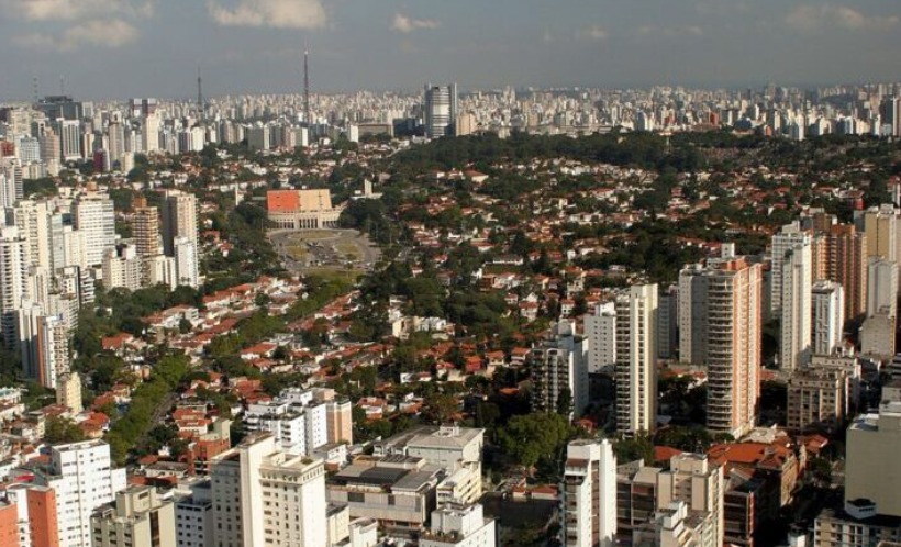 Casa é invadida, proprietário confirma a posse, mas justiça de SP contraria a lei e nega reintegração