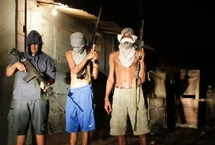 CNN: “a maior ameaça a democracia no Brasil hoje não é um suposto golpe, são as organizações criminosas”