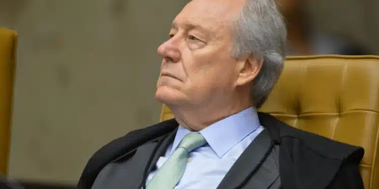 Lewandowski quer adotar modelo de segurança publica já usado em Cuba e na Venezuela