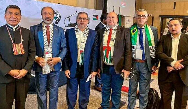 Deputado do PT participa de evento com líder do Hamas