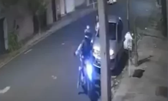 Casal reage a assalto e dá surra em criminosos (veja o vídeo)