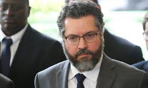 BRASIL: EX-CHANCELER DE BOLSONARO EXPÕE IMPLANTAÇÃO DE “CRIMINAL-SOCIALISMO” NO PAÍS