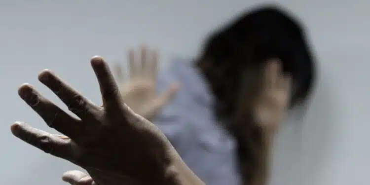 Levantamento revela que todos os tipos de violência contra a mulher no Brasil dispararam no governo Lula; VEJA NÚMEROS